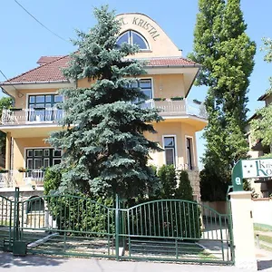 villa-hotel-kristal.inbudapesthotels.com/